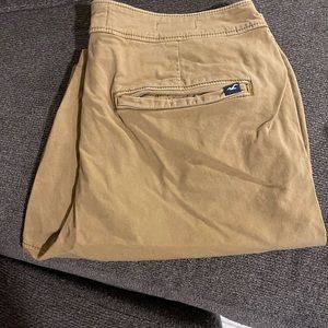 Hollister khaki shorts